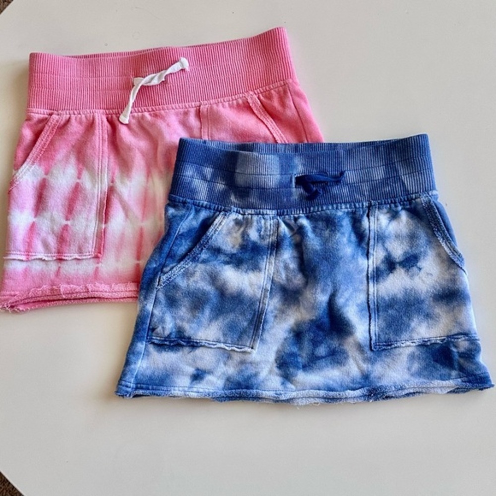 Lot of So Tie Dye Terry Knit Shorts Set Blue and Pink Girls Medium 8